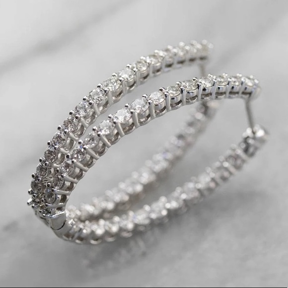 White gold plated small hoop earrings - Picture 2 of 4